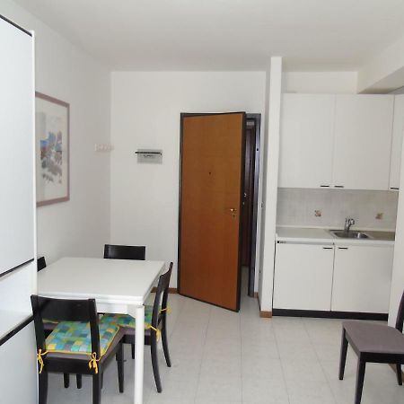 Condominio Derby Lignano Sabbiadoro Eksteriør bilde